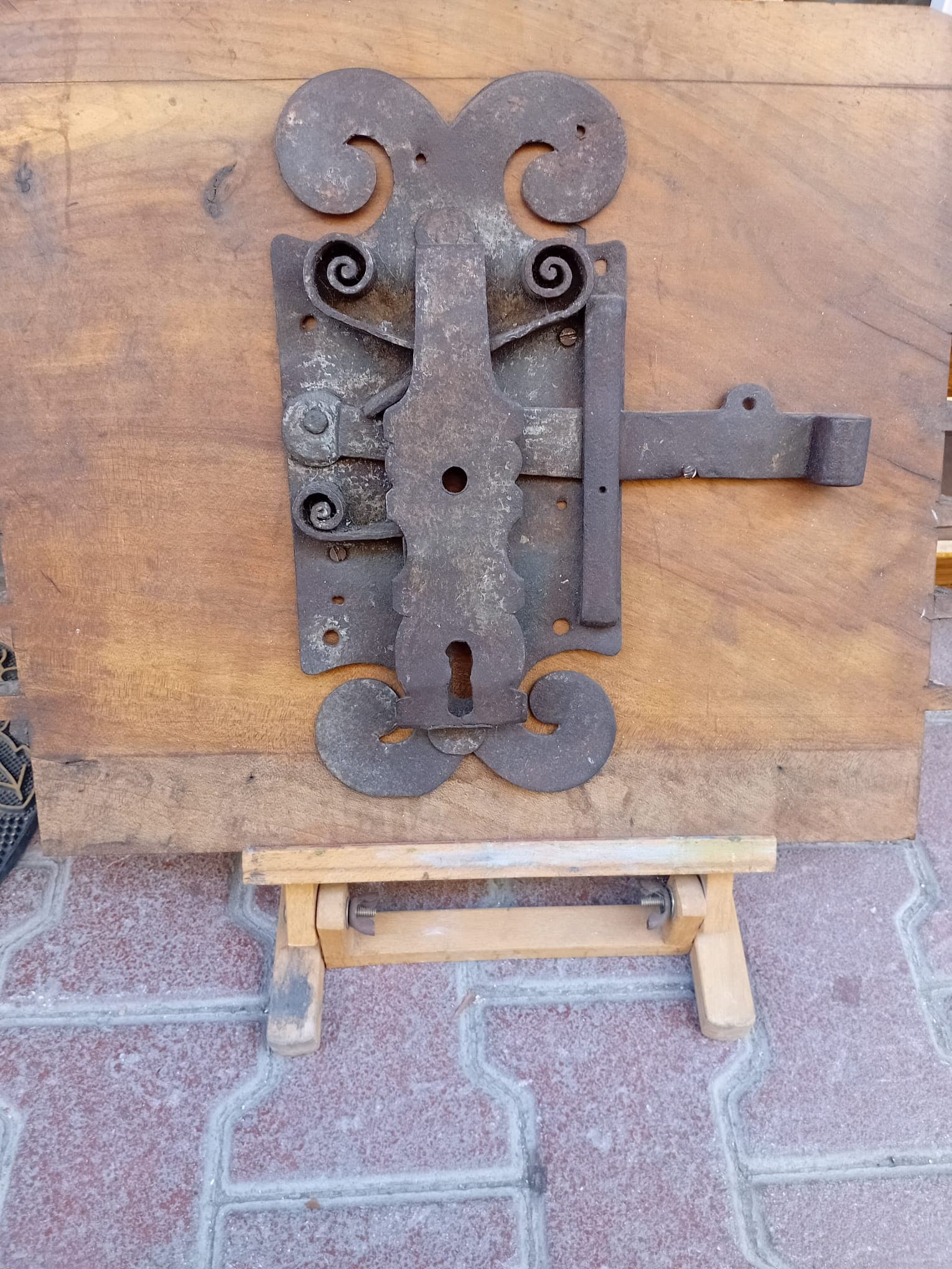 Kapı kilidi